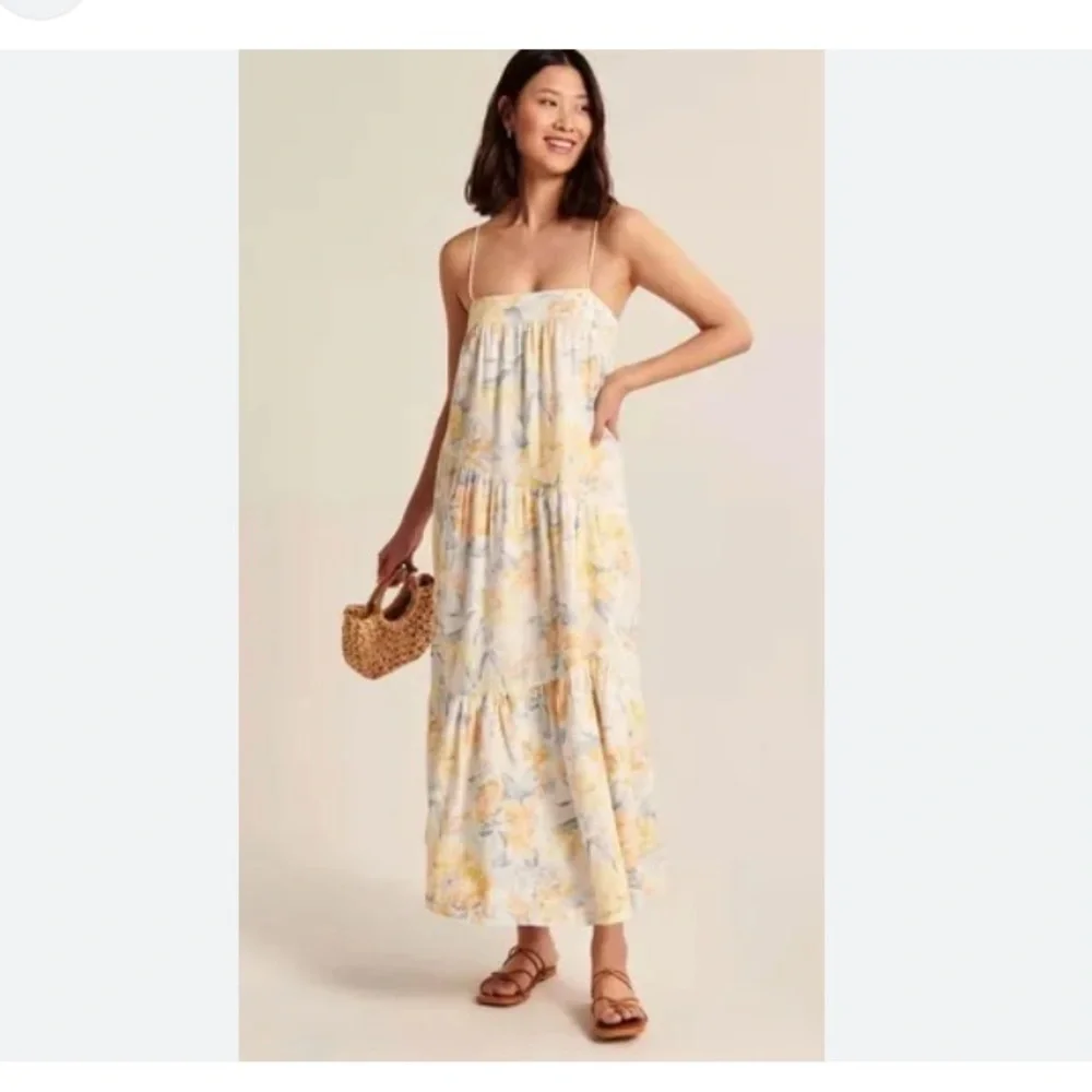 New w Tag: Abercrombie and Fitch Linen Blend Maxi Dress. Size Large